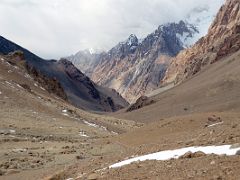 01 View Of Descent From Aghil Pass 4810m Towards Shaksgam Valley On Trek To K2 North Face In China.jpg